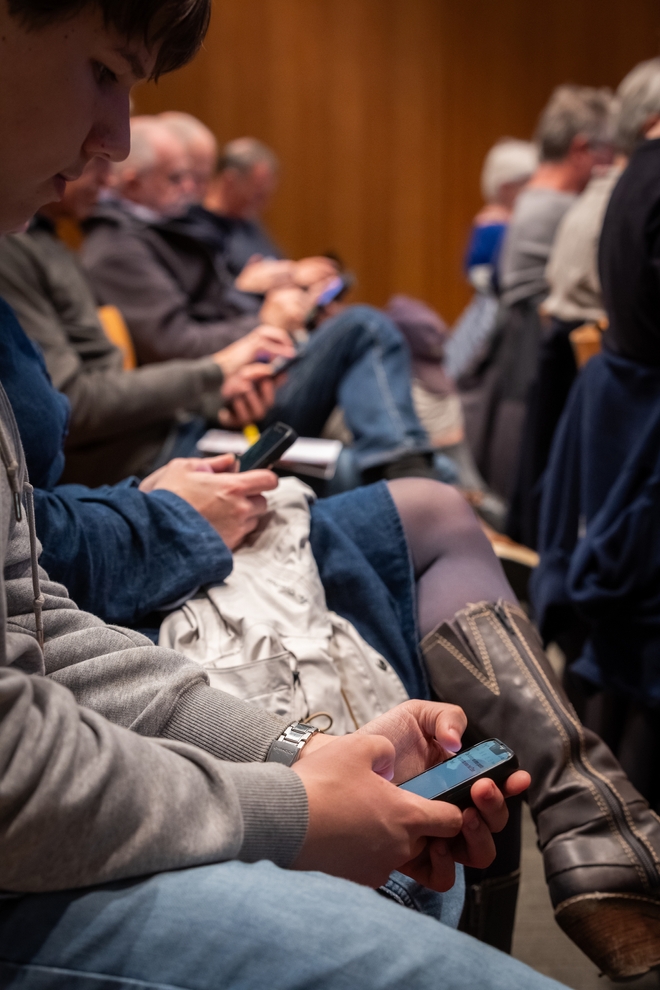 Thomas Winters speaking at the Digitale Week in Bibliotheek Tweebronnen in Leuven.